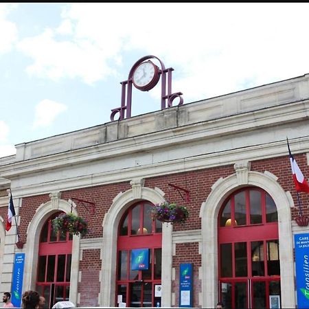 Verdun Mantes-la-Jolie Exterior photo